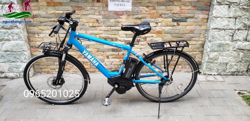 Xe đạp điện Nhật thể thao trợ lực Yamaha màu xanh lam