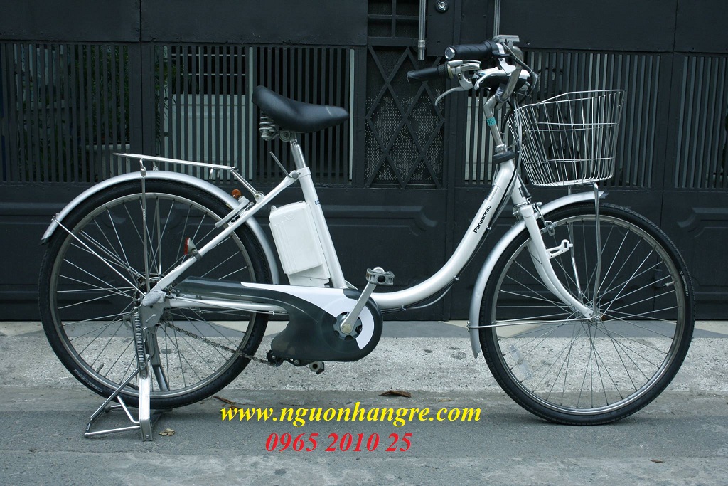 Xe đạp điện Nhật Panasonic trắng 24 tay ga ắc quy khô