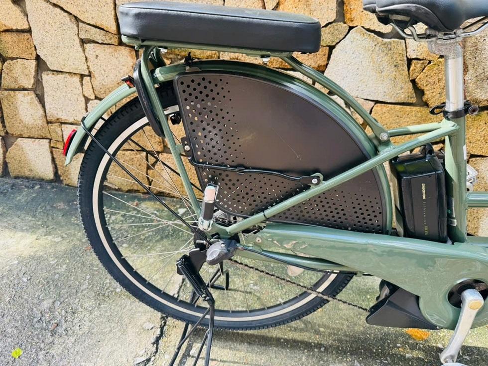 banh-sau-xe-dap-dien-nhat-tro-luc-hydeeb-mau-xanh-1