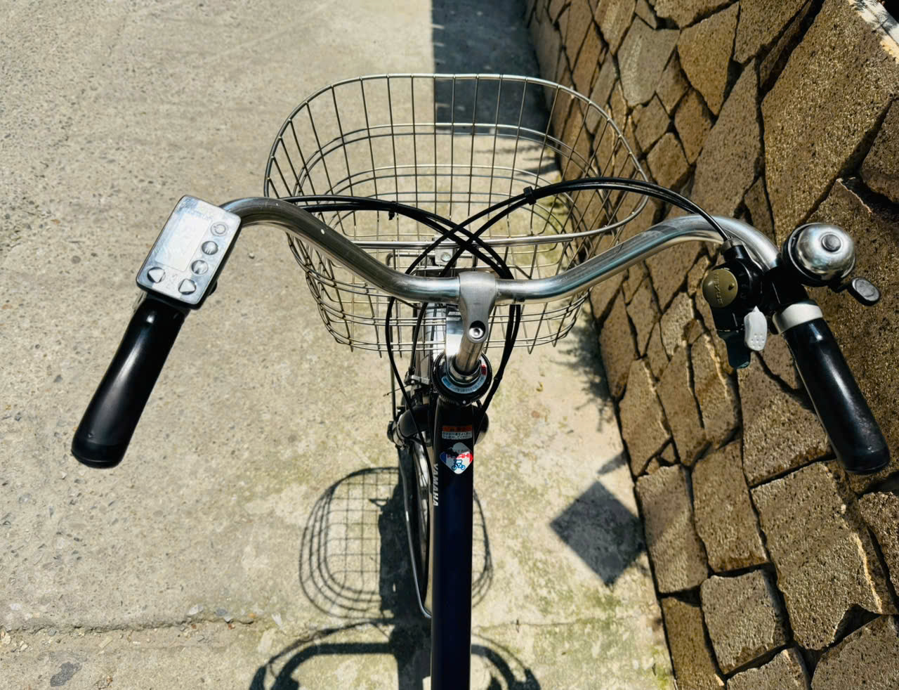 ghi-dong-tay-khien-xe-dap-dien-nhat-tro-luc-yamaha