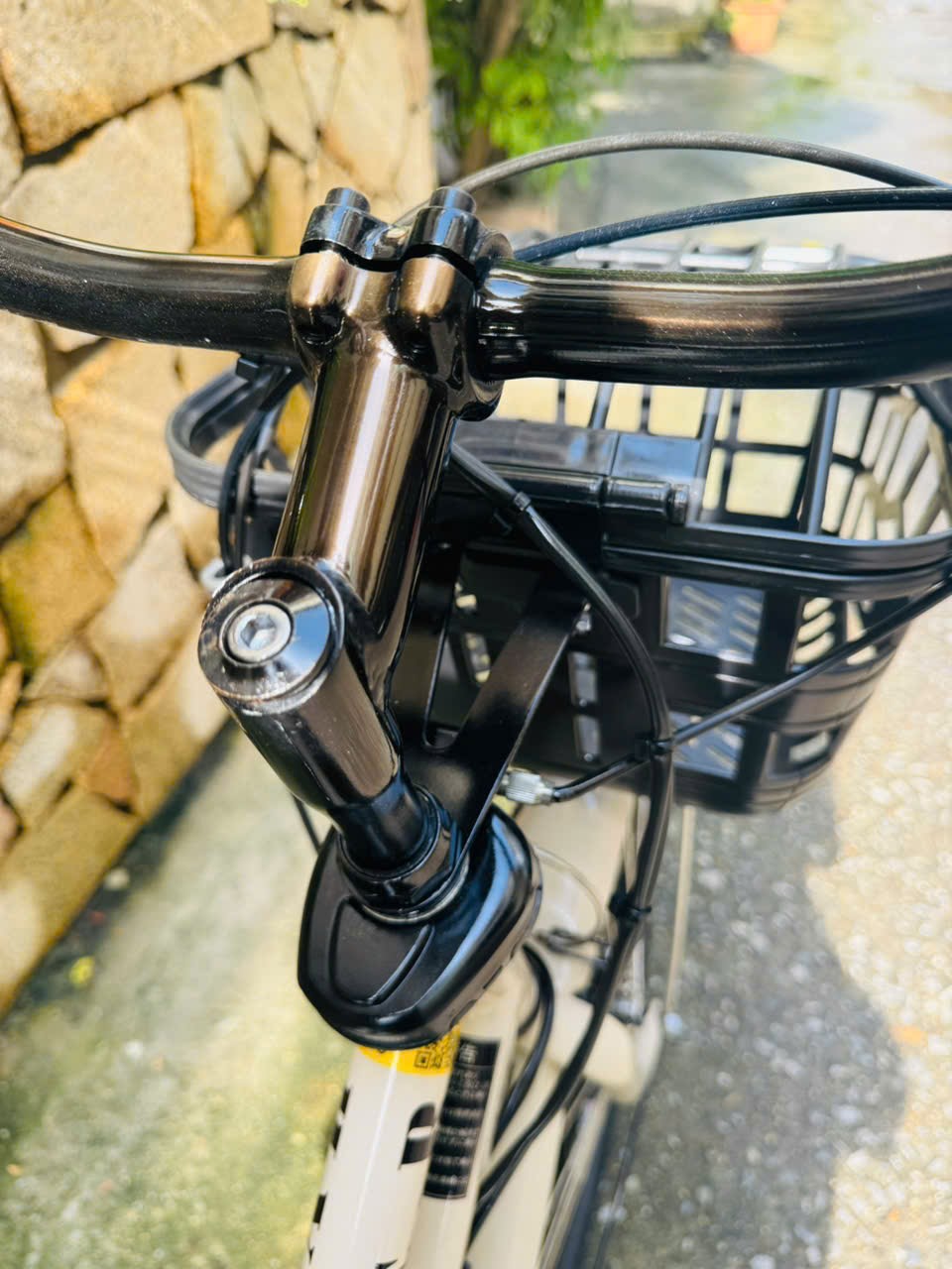 ghi-dong-xe-dap-dien-nhat-tro-luc-hydeebe-trang