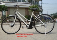 Xe đạp điện Sanyo eleloop màu trắng
